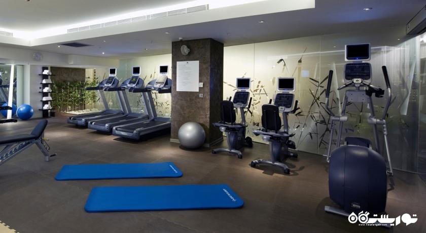 مرکز بدنسازی هتل دبل تری بای هیلتون